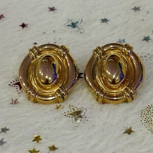 Vintage Elegant Gold Earrings